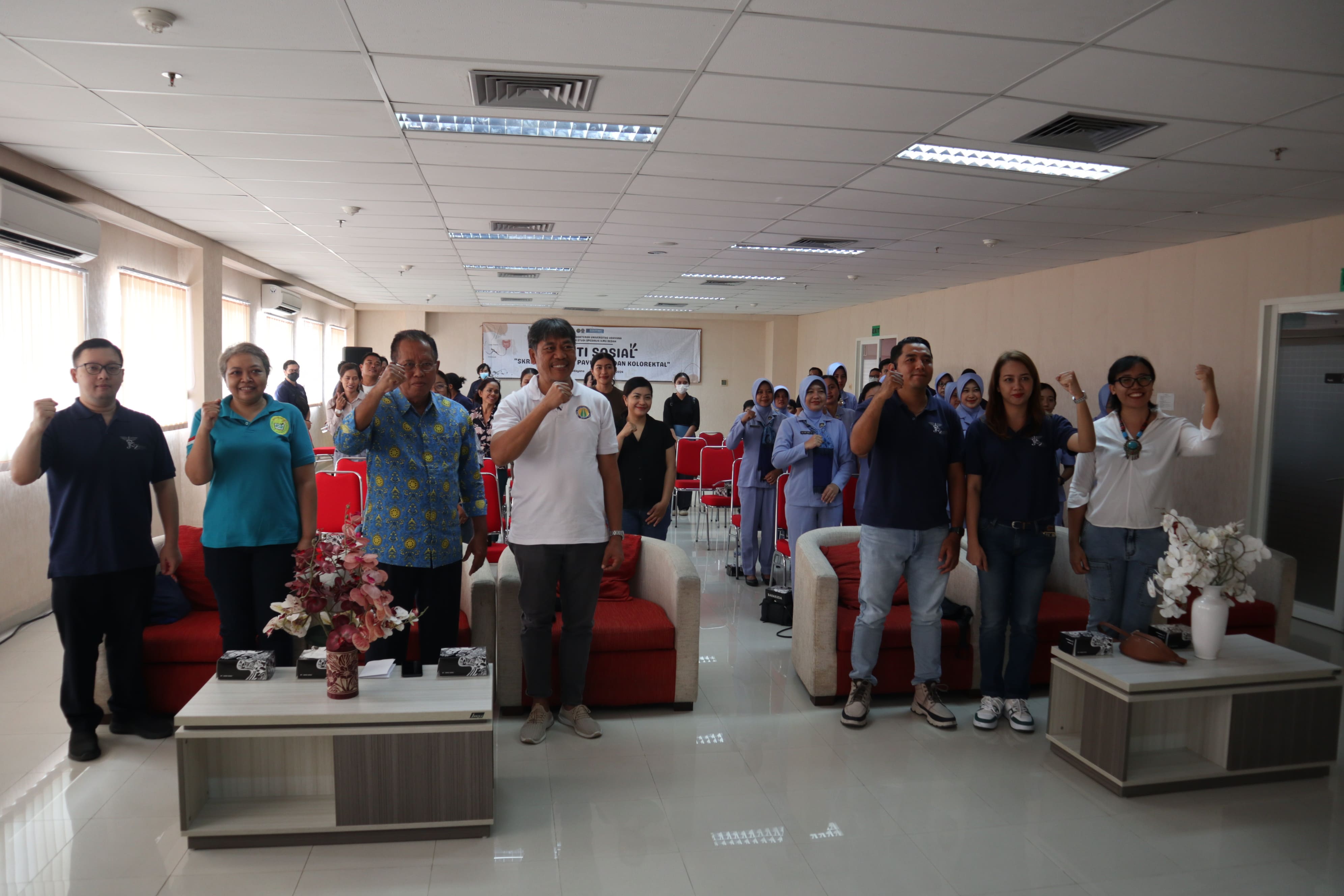 RS UNUD menjadi lokasi Bakti Sosial Serangkaian Hut Prodi Ilmu Bedah FK UNUD.