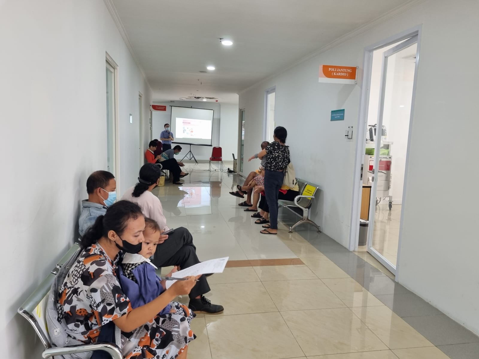 Peringati World Cancer Day 2024, RS UNUD Ajak Pengunjung Kenali dan Cegah Kanker